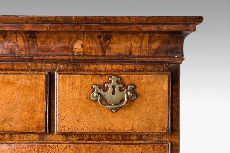 George II Walnut Tallboy or Chest on Chest In Excellent Condition In Peterborough, Northamptonshire