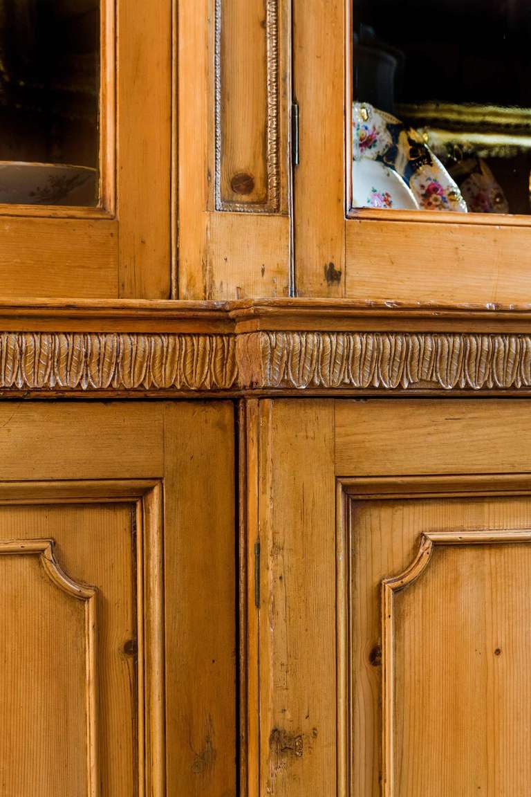 18th Century Pine Triple Breakfront Bookcase In Good Condition In Peterborough, Northamptonshire