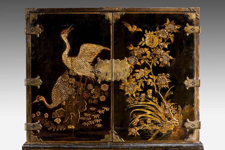 Charles II Period Lacquered Cabinet On Chest 4