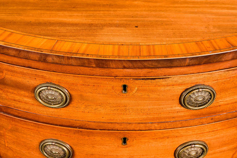 George III Period Mahogany Demilune Commode In Excellent Condition In Peterborough, Northamptonshire
