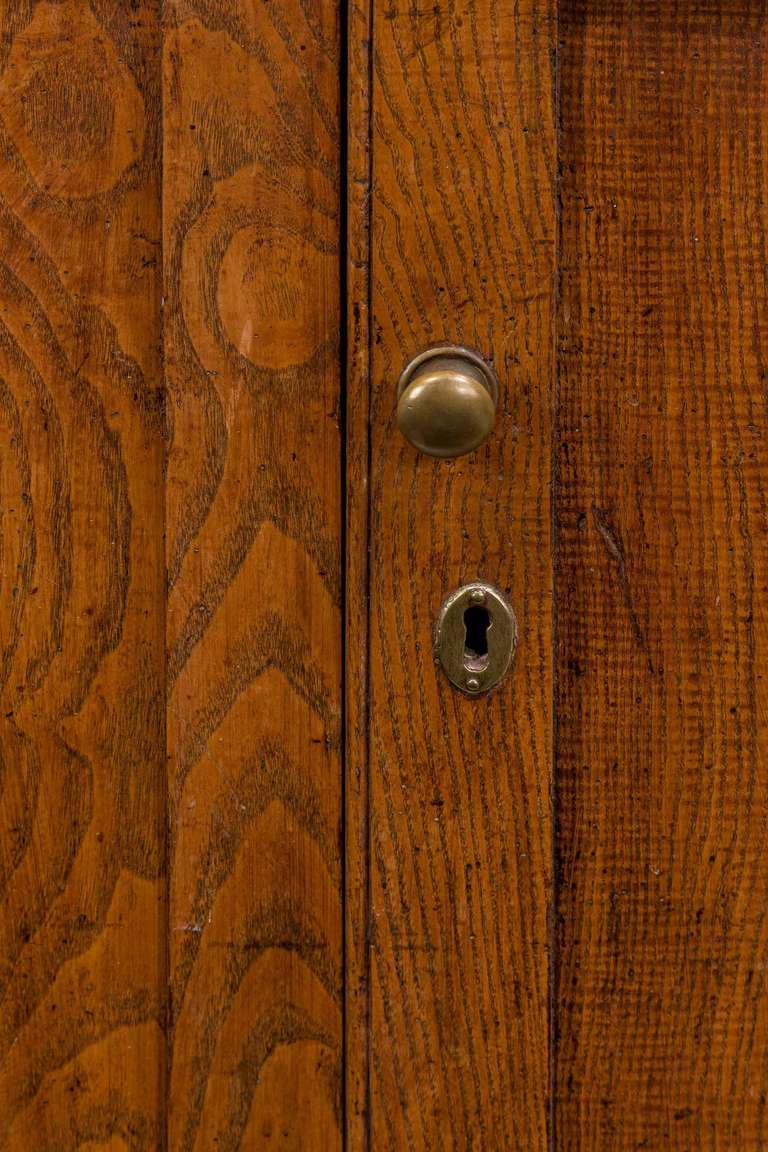 Late 18th Century Oak Corner Cupboard 2