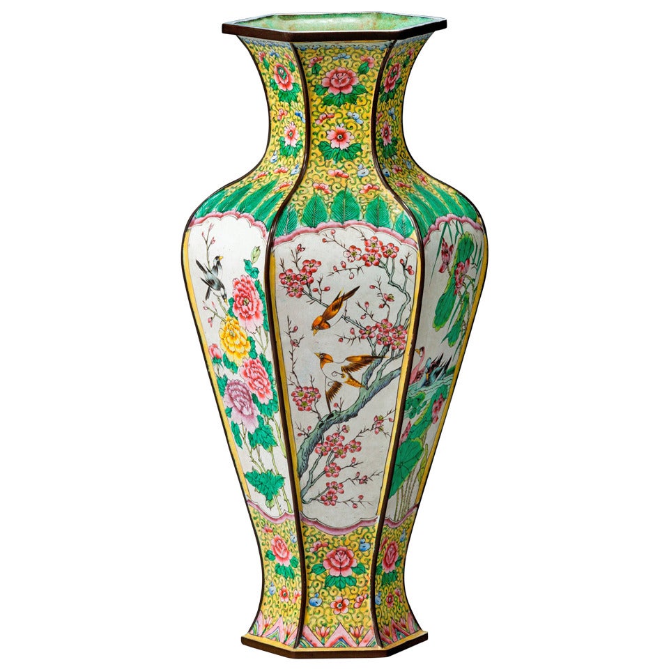 Chinese Hexagonal Shaped Vase