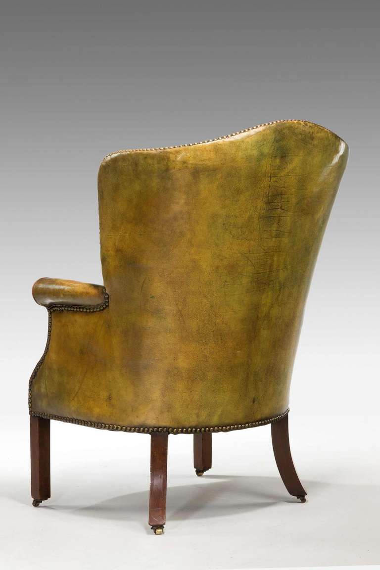 George III Period Wing Chair in Green Leather In Excellent Condition In Peterborough, Northamptonshire
