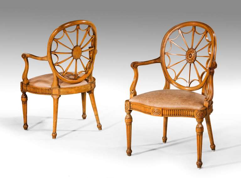 Hepplewhite Pair of 18th Century Style Armchairs For Sale
