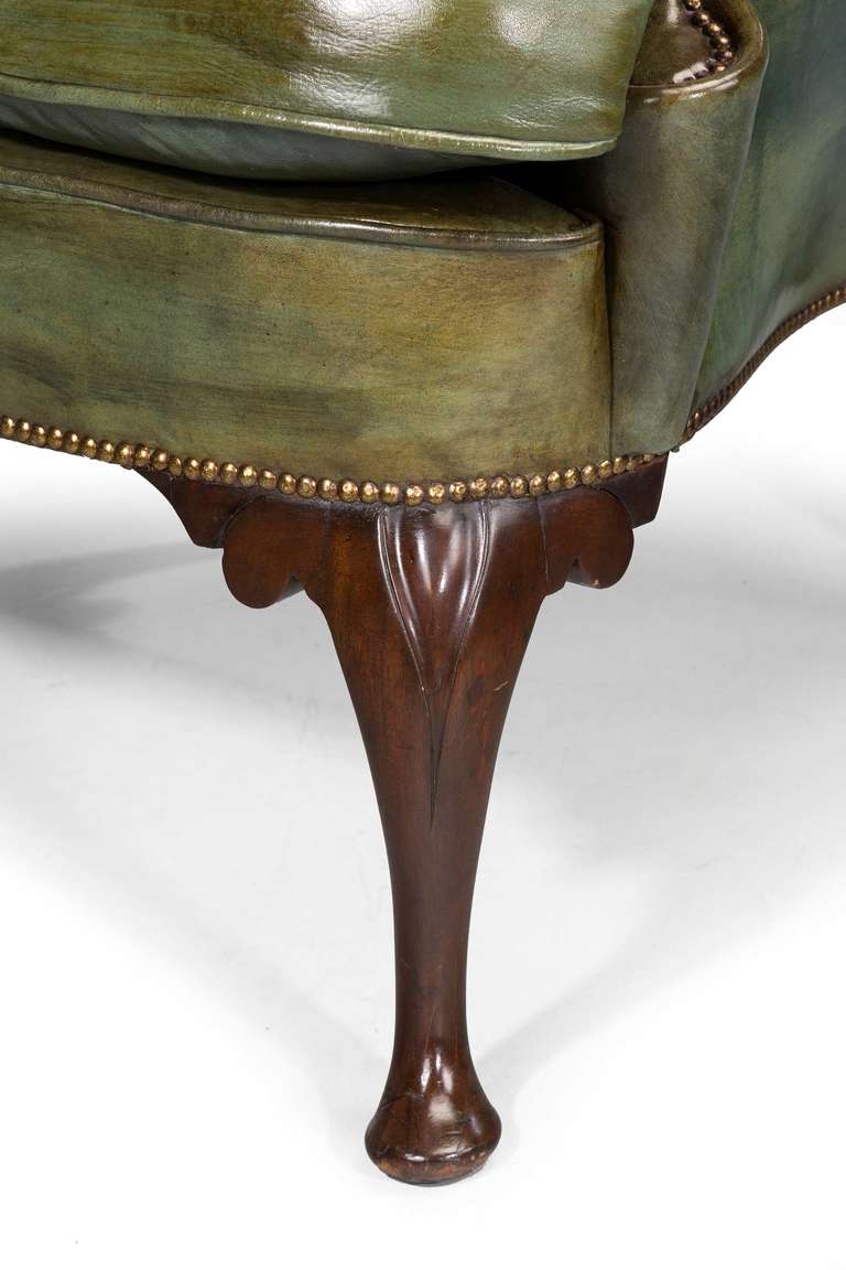 Chaise à oreilles de style George III Excellent état à Peterborough, Northamptonshire
