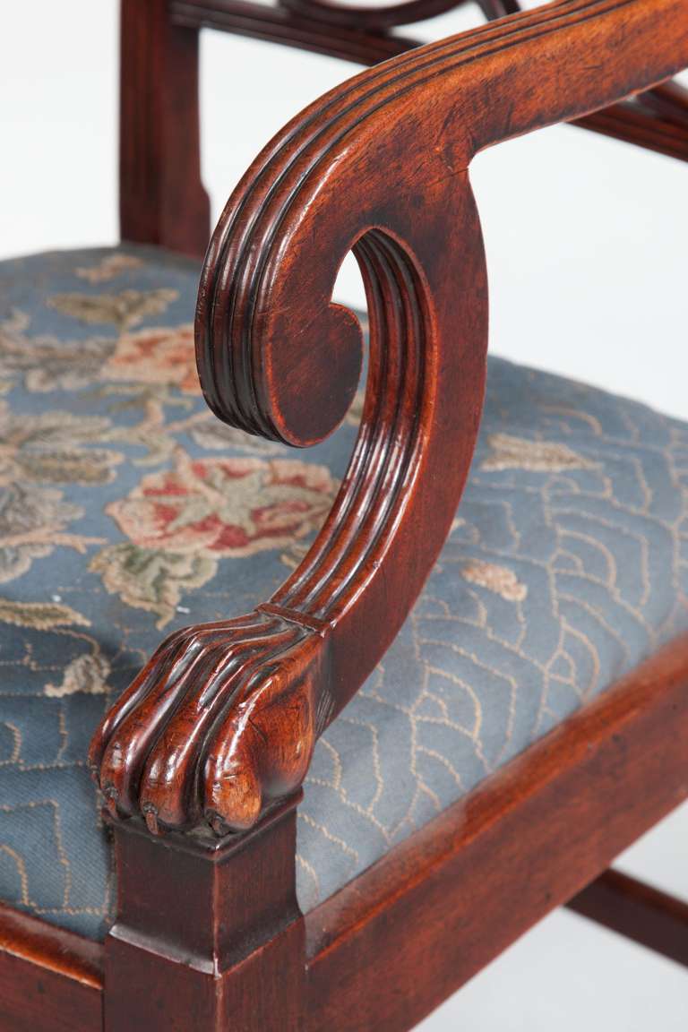  Eight George III period Dining Chairs with Pierced Splats 1