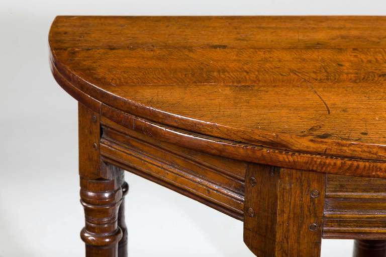 17th Century Credence Table In Excellent Condition For Sale In Peterborough, Northamptonshire