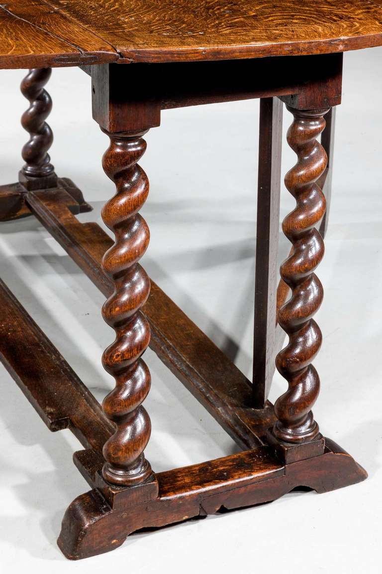 Oak William and Mary Period Gate Leg Table