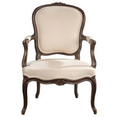 Mid-18th Century Beech Fauteuil 12