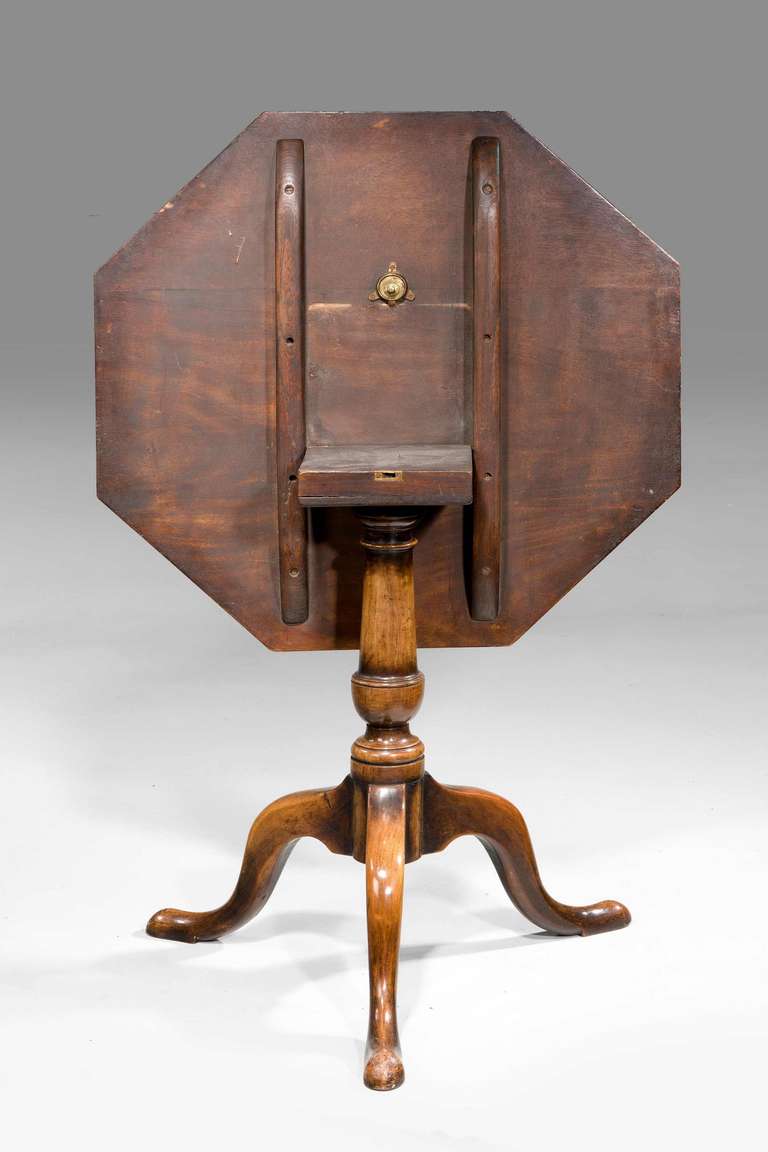 Early 20th century finely figured octagonal tilt table For Sale at 1stDibs