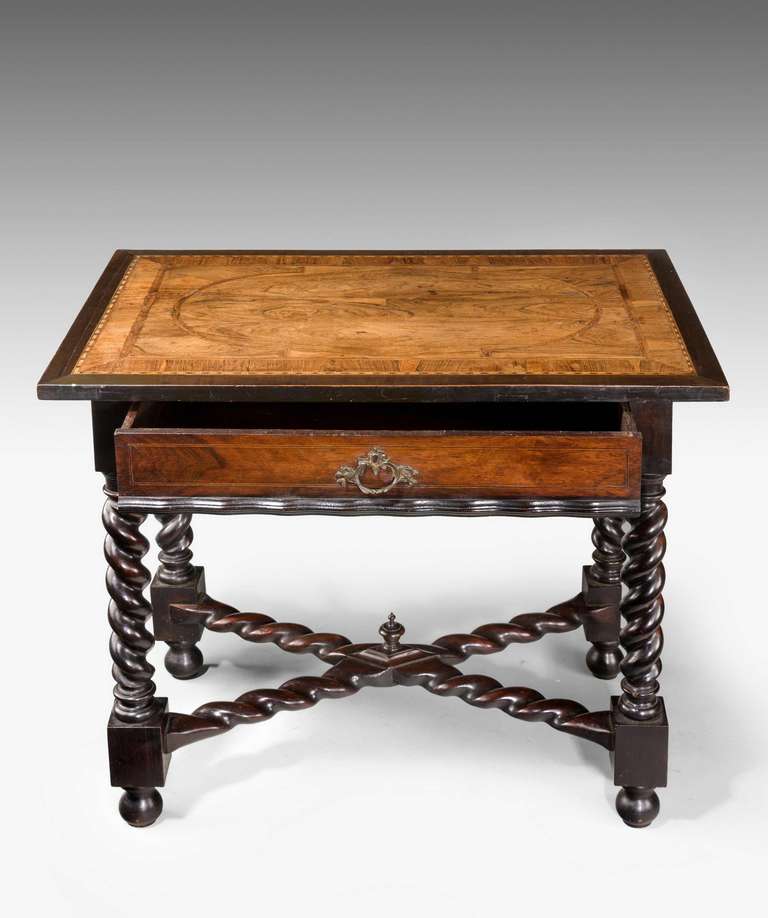 Early 18th Century Portuguese Table In Good Condition In Peterborough, Northamptonshire