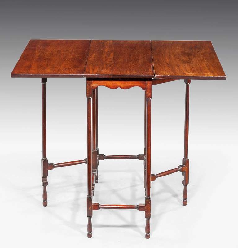 George III Period 'Spider' Table. In Good Condition In Peterborough, Northamptonshire