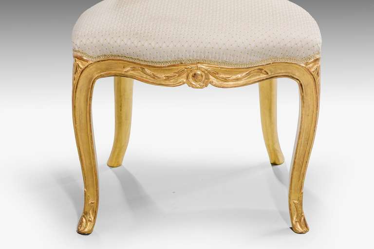 Pair of George III Period Giltwood Chairs In Good Condition In Peterborough, Northamptonshire