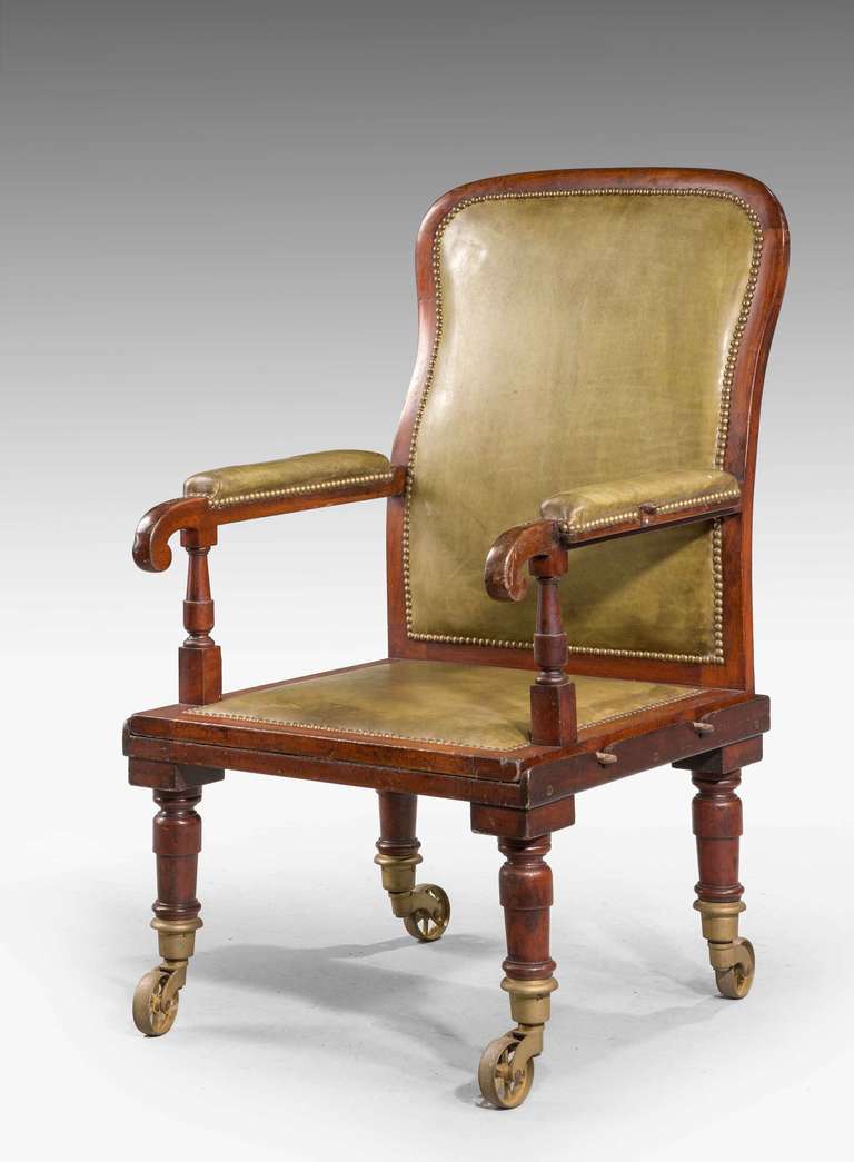 19th Century Mahogany Framed Carrying Chair 2