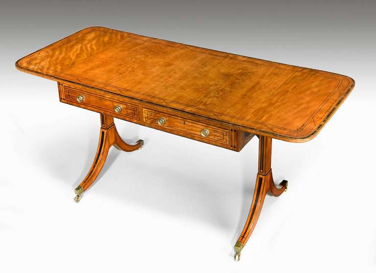 George III Period Satinwood Sofa Table In Good Condition In Peterborough, Northamptonshire