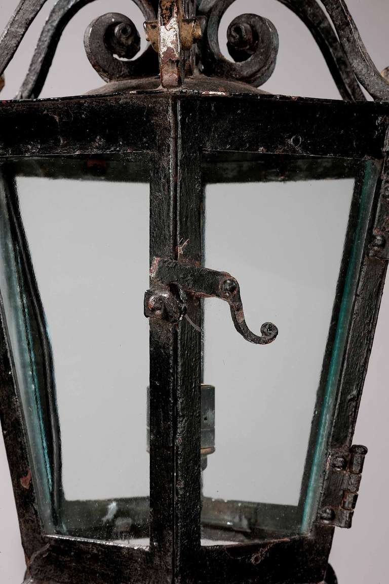 Pair of Six-Glass Lanterns In Good Condition In Peterborough, Northamptonshire