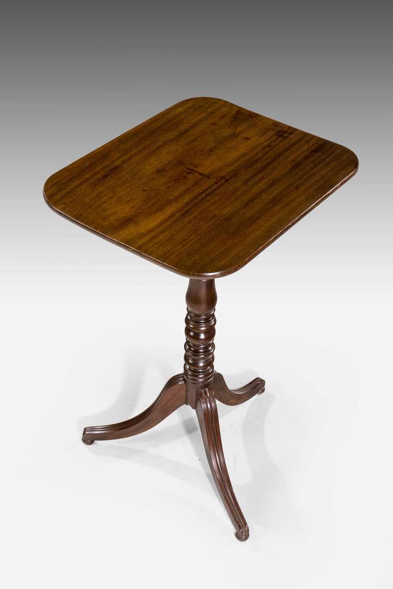 British George III Period Mahogany Tilt Table with a Finely Figured Top