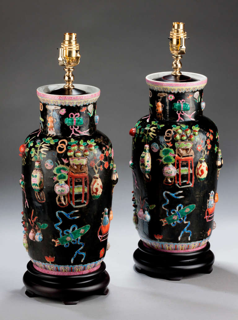 Chinese Pair of late 20th century Canton Porcelain Lamps