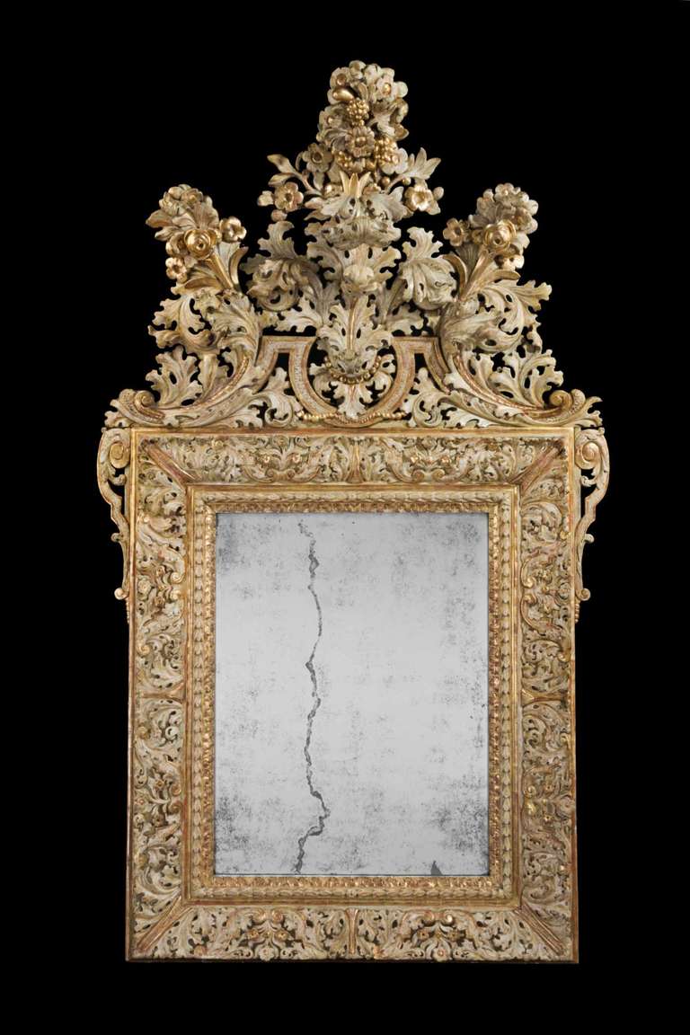 Magnificent early 18th century Swedish mirror, well carved giltwood decoration probaby from the Buchardt Precht workshops.

Buchardt Precht was a sculpture, educated in Hamburg, Germany. in 1674 Buchardt Precht moved from Sweden where he worked