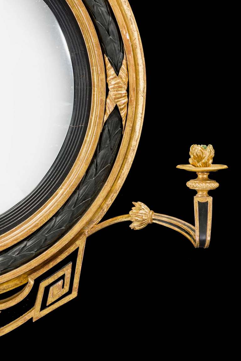 Regency Period Convex Mirror with Ebonized and Giltwood Decoration In Excellent Condition In Peterborough, Northamptonshire