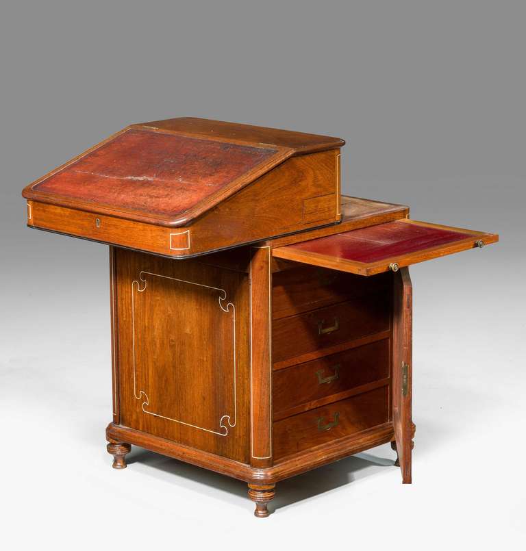 Anglo-Indian Teak Davenport In Excellent Condition In Peterborough, Northamptonshire