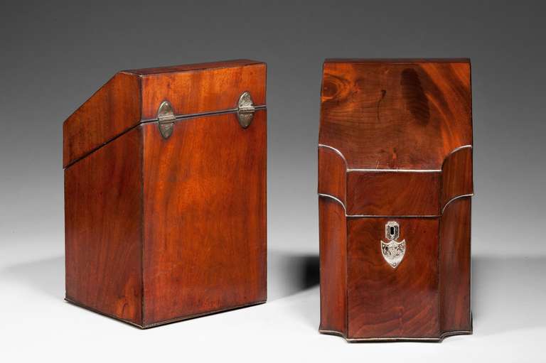 Pair of George III Knife Boxes In Good Condition In Peterborough, Northamptonshire