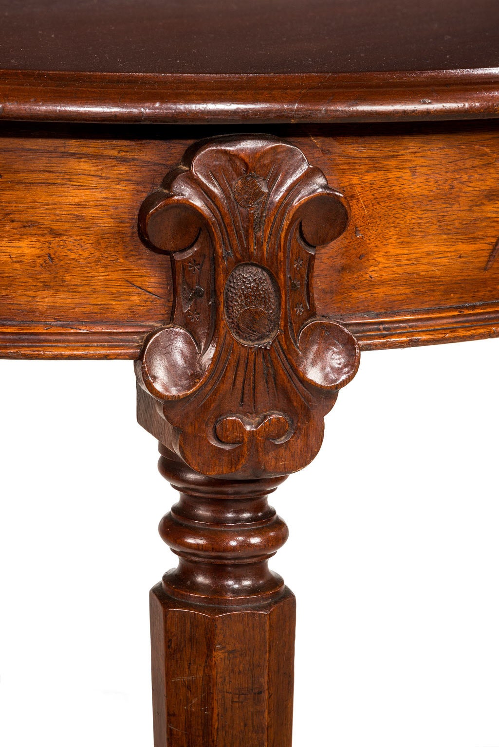 Mid-19th Century Extending Circular Dining Table 4