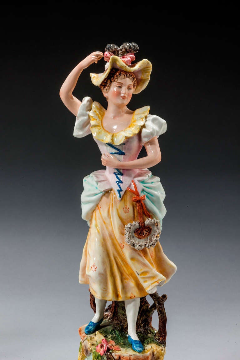 Pair of Continental Pottery Figures In Good Condition In Peterborough, Northamptonshire