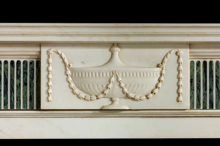 George III Neoclassical Marble Fireplace In Good Condition In Peterborough, Northamptonshire