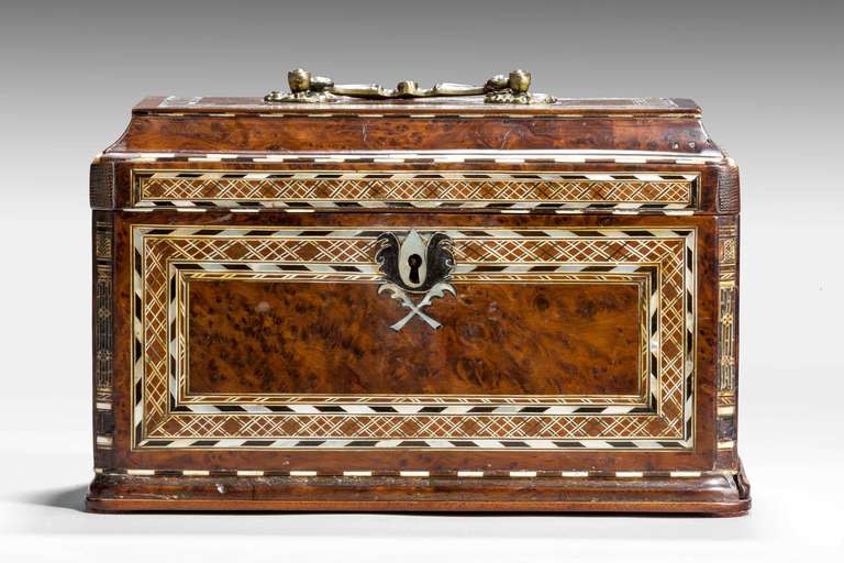 English Early 19th Century Burr Yew Wood Tea Caddy