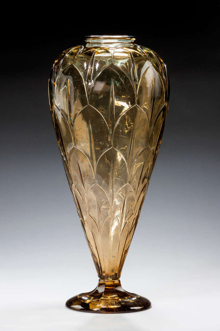 Fine Art Deco period tall glass vase.