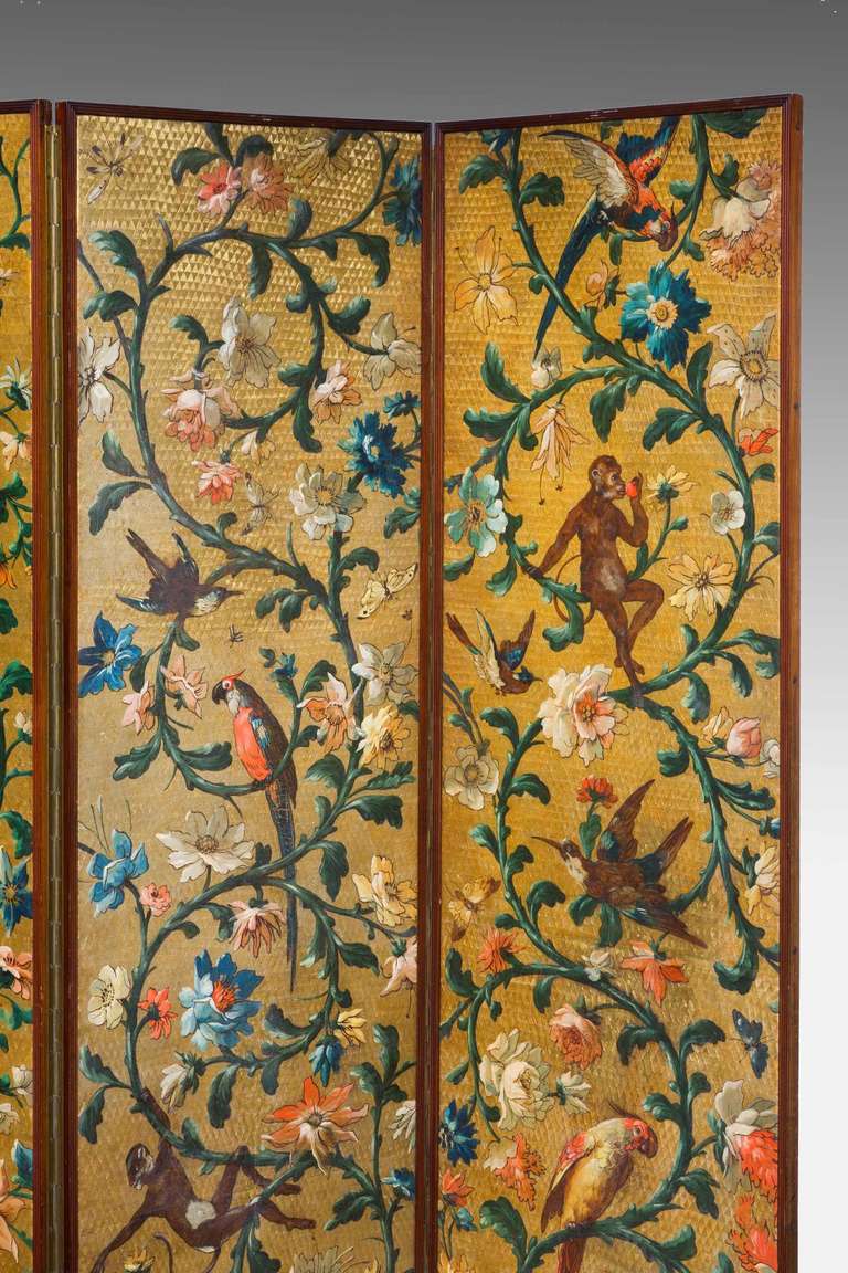 Fine 19th Century Gold Ground Four Fold Screen In Good Condition In Peterborough, Northamptonshire