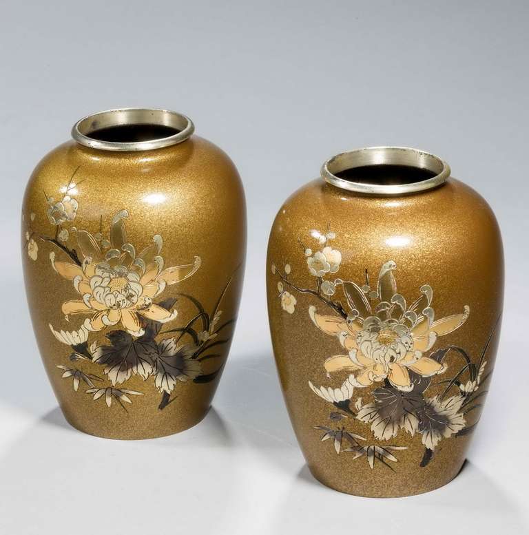Pair of Japanese 19th Century Bronze Vases In Excellent Condition In Peterborough, Northamptonshire
