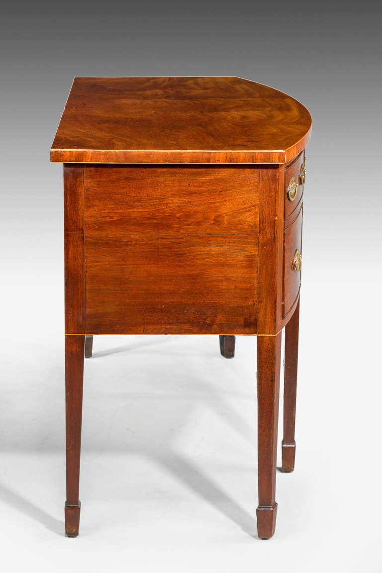 18th Century Mahogany Sideboard In Good Condition In Peterborough, Northamptonshire