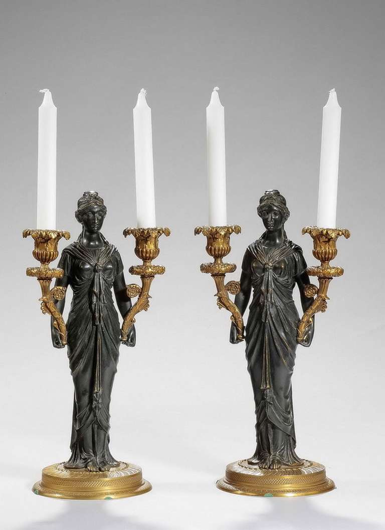 Pair of English 19th Century Bronze Candelabra Figures In Excellent Condition In Peterborough, Northamptonshire