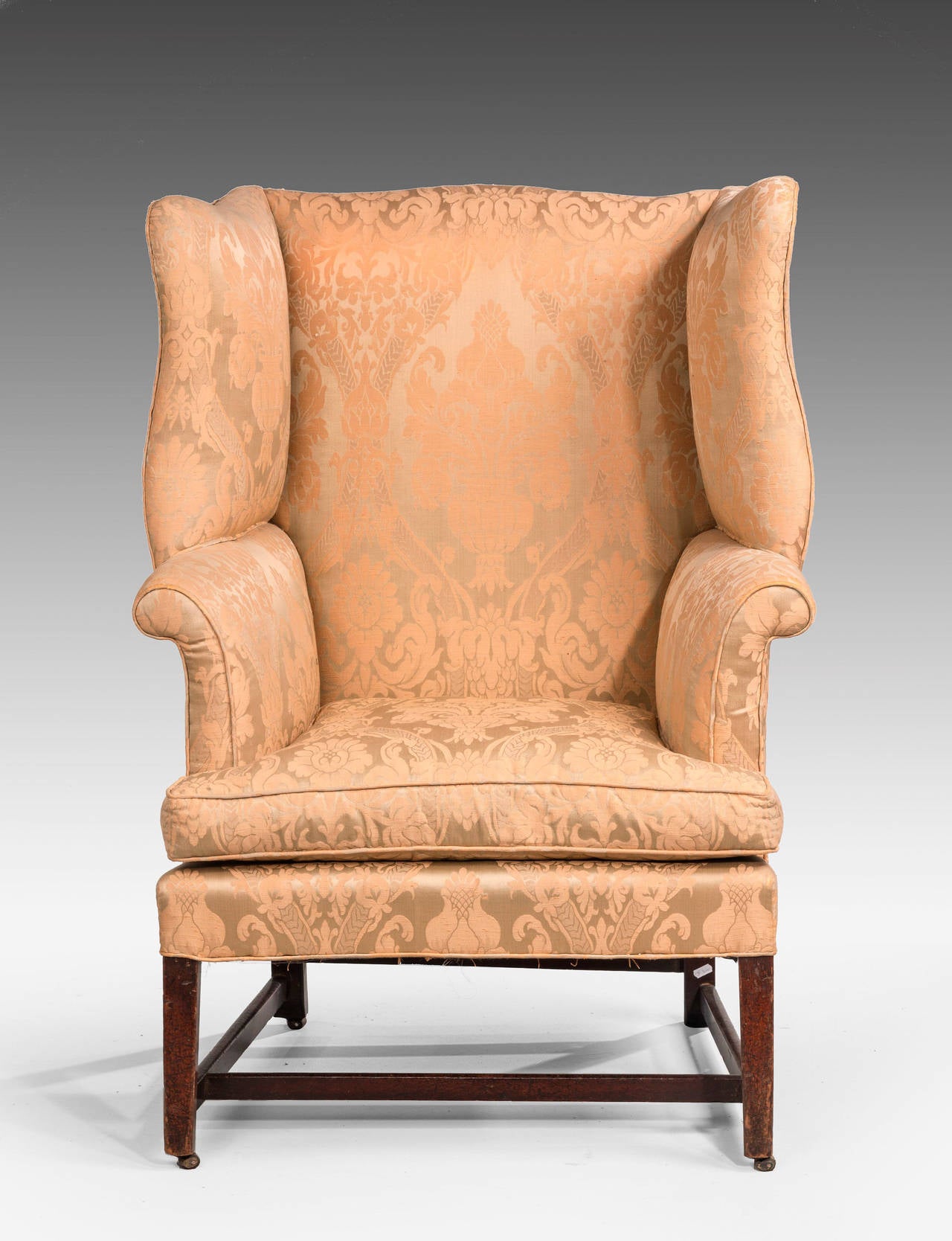 Anglais Chaise à oreilles en acajou de la période Chippendale