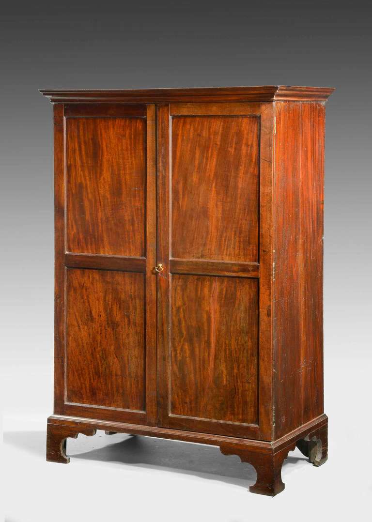 Chippendale Period Wardrobe In Good Condition In Peterborough, Northamptonshire
