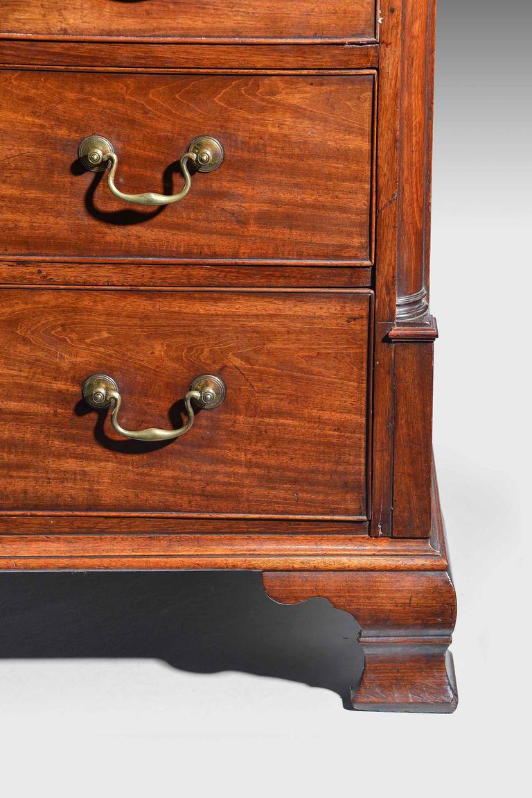 Late 18th Century Mahogany Chest of Drawers 2
