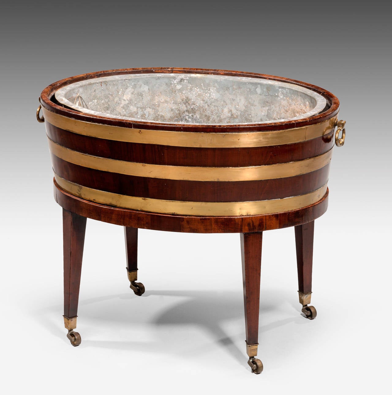 Attractive Mahogany 18th Century Brass Bound Wine Cooler In Good Condition In Peterborough, Northamptonshire
