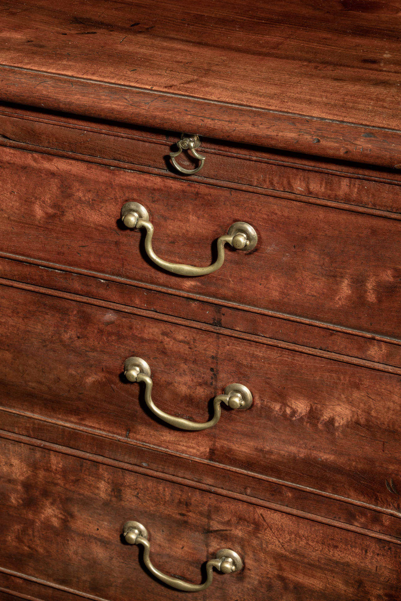George III Period Chest of Drawers of Well Figured Mahogany 1