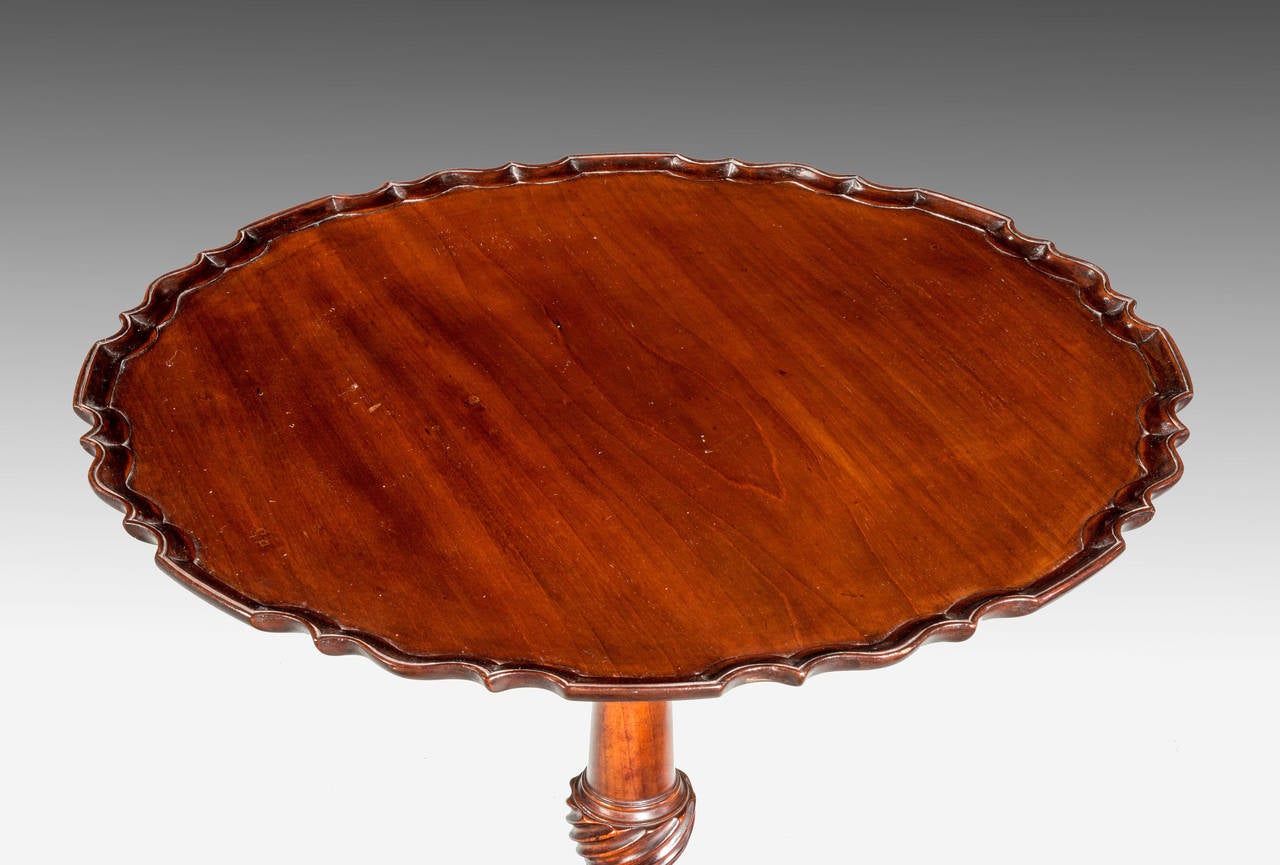 Late 18th Century George III Period Dish-Top Table