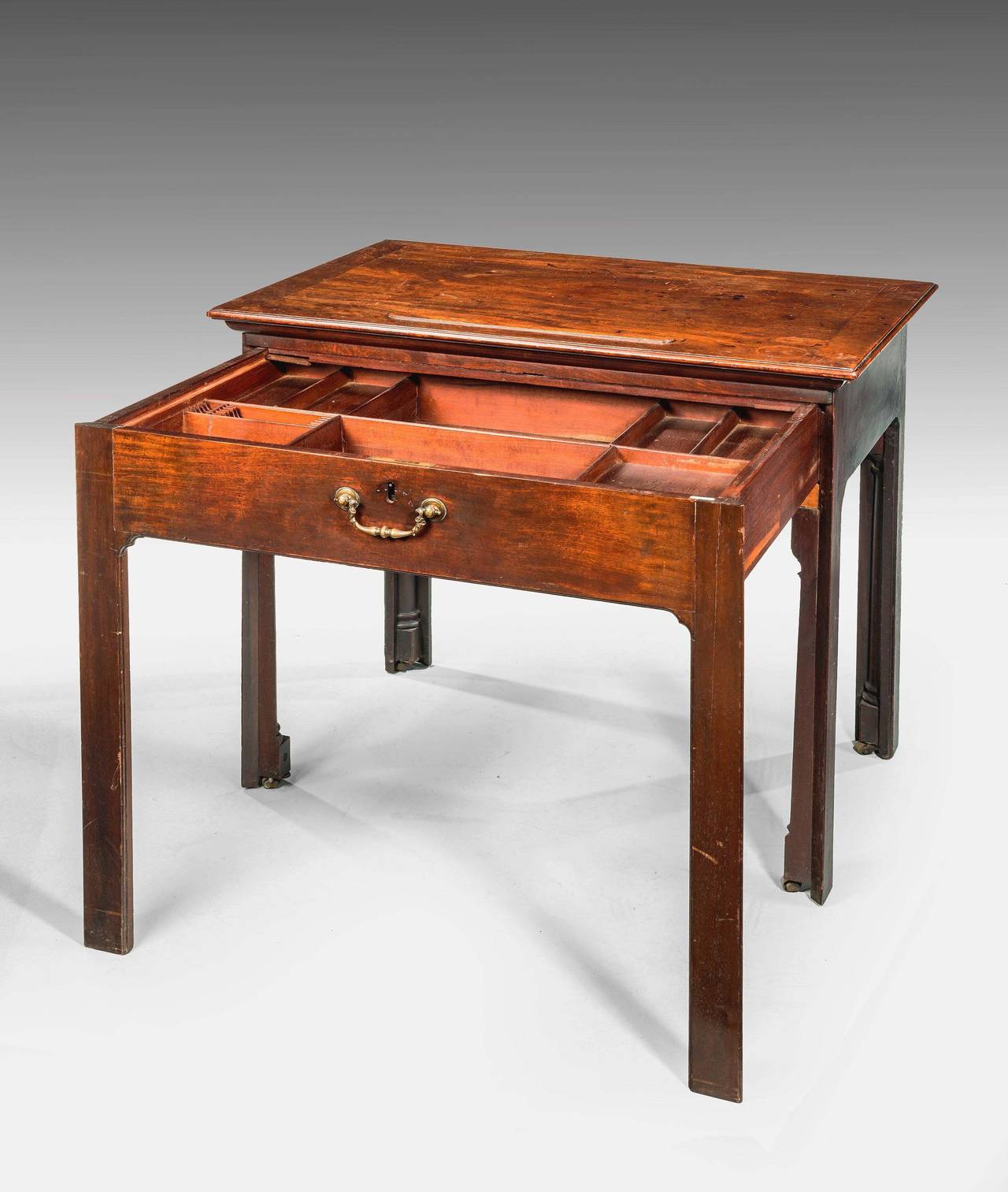 Chippendale Period Mahogany Architects Table In Excellent Condition In Peterborough, Northamptonshire