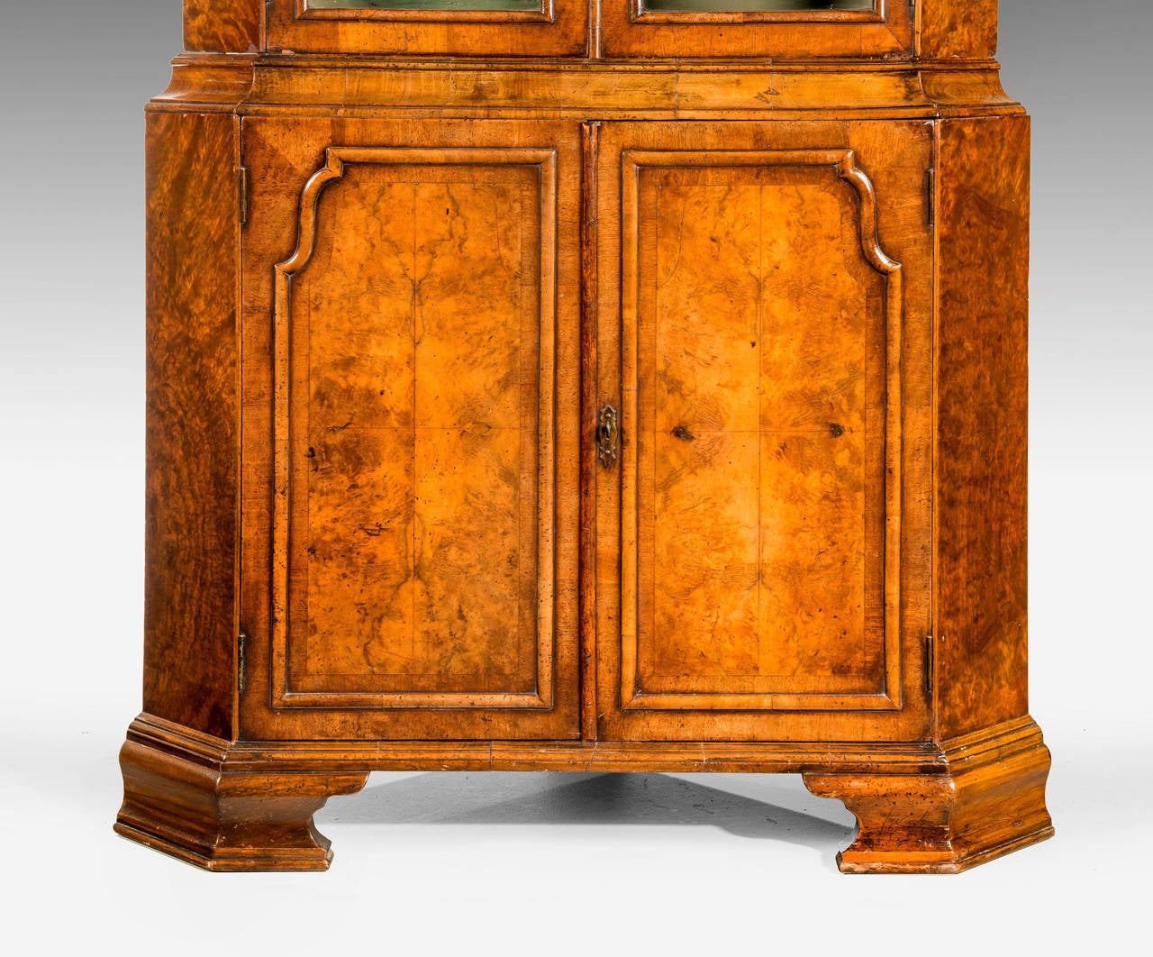An Early 20th Century Walnut Cupboard of Queen Anne Design For Sale 3