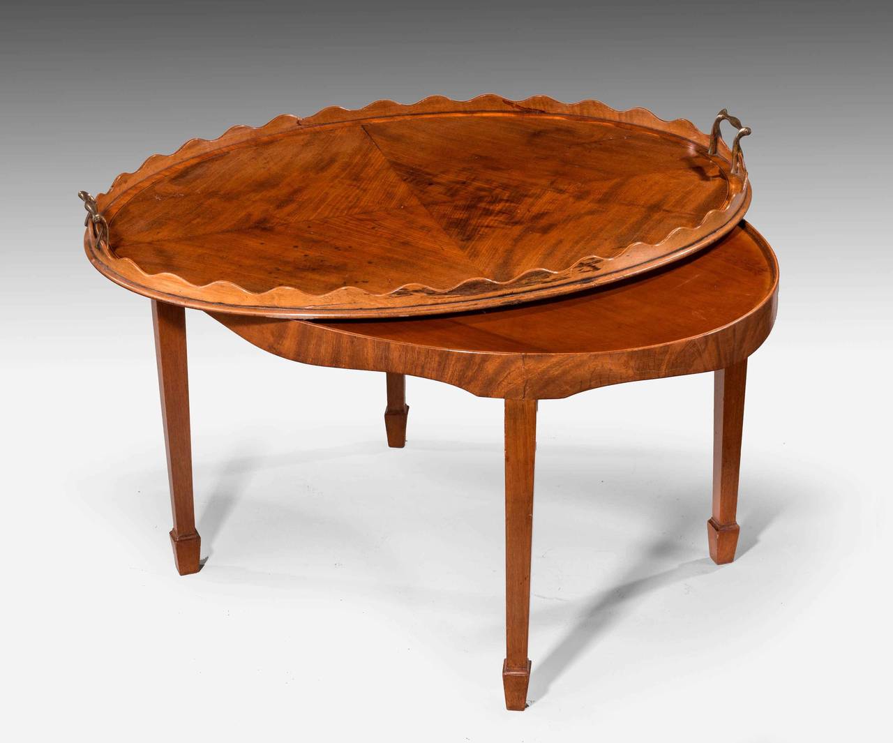 George III Style Oval Mahogany Tray Table In Good Condition In Peterborough, Northamptonshire