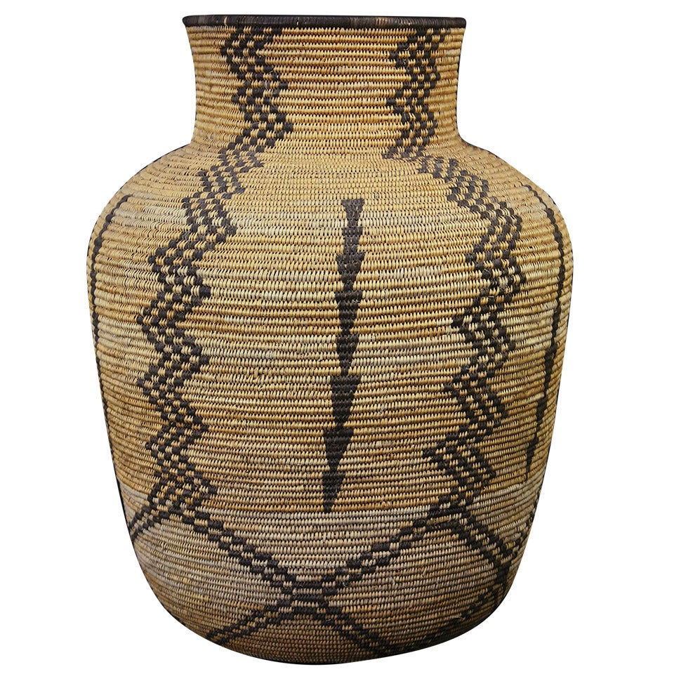 Western Apache Olla, circa 1890 For Sale