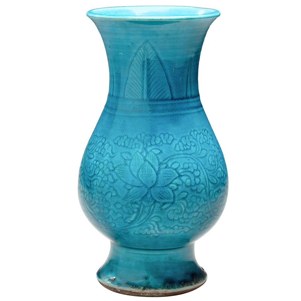 A Turquoise glazed carved Hu form vase For Sale at 1stDibs