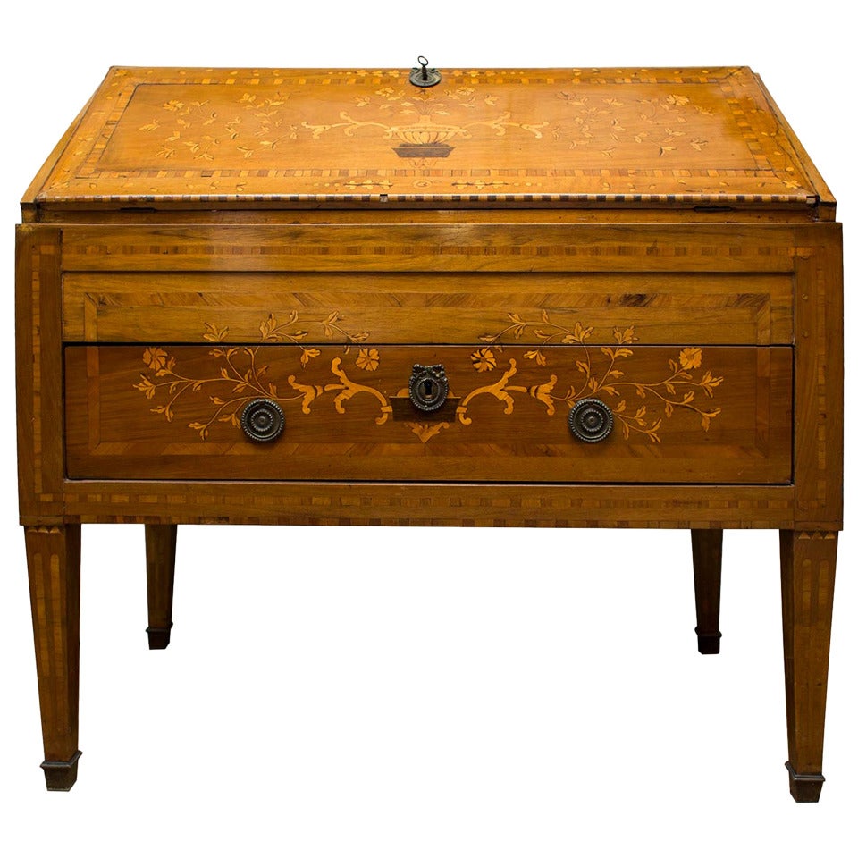 Stunning Bureau Carlos IV Style, 18th Century For Sale