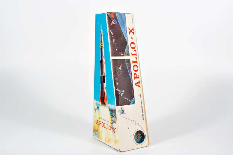 Apollo X Battery Powered Space Rocket, 1969 In Excellent Condition For Sale In Berlin, DE