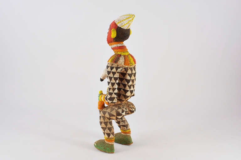 Imposingly Tall and Colourful Figure of Fertility, Roots Bangwa, Cameroon In Good Condition For Sale In Berlin, DE
