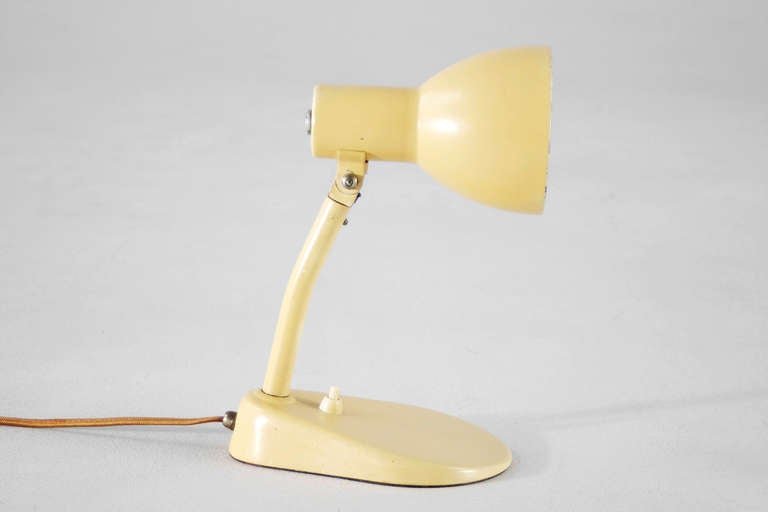 kandem bedside table lamp